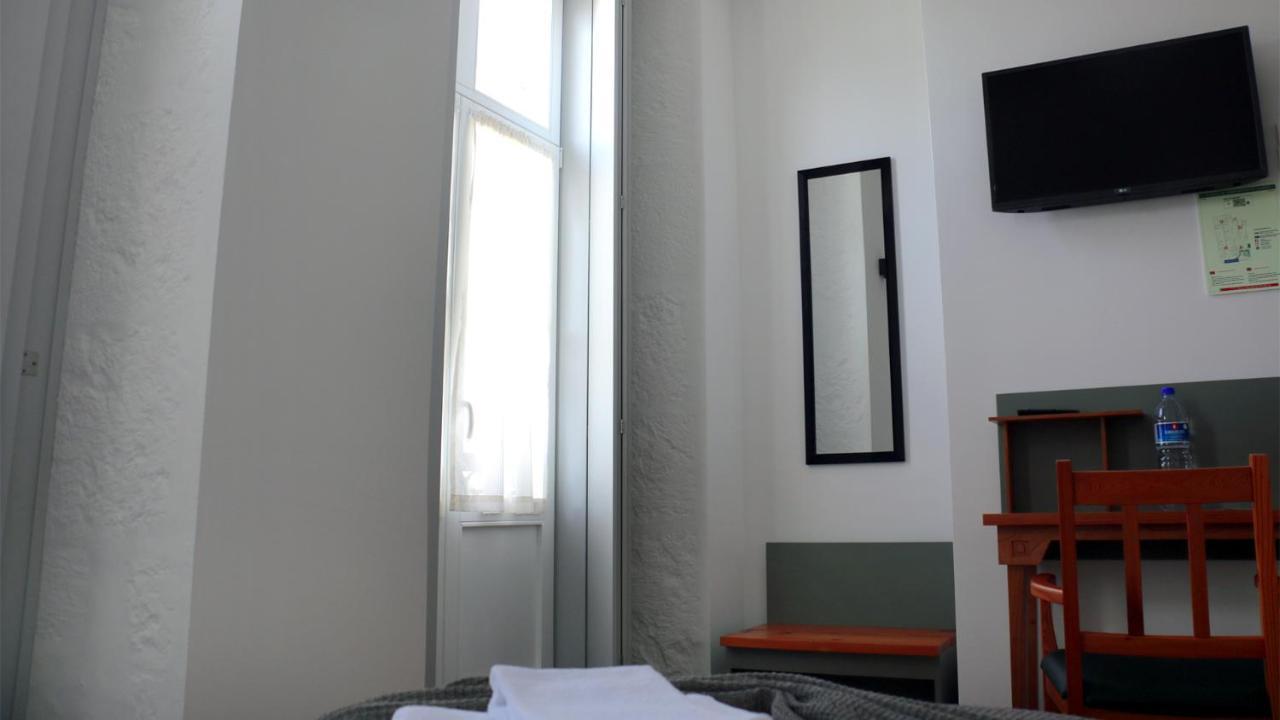 Alianca Cafe & Hostel Angra do Heroísmo Dış mekan fotoğraf
